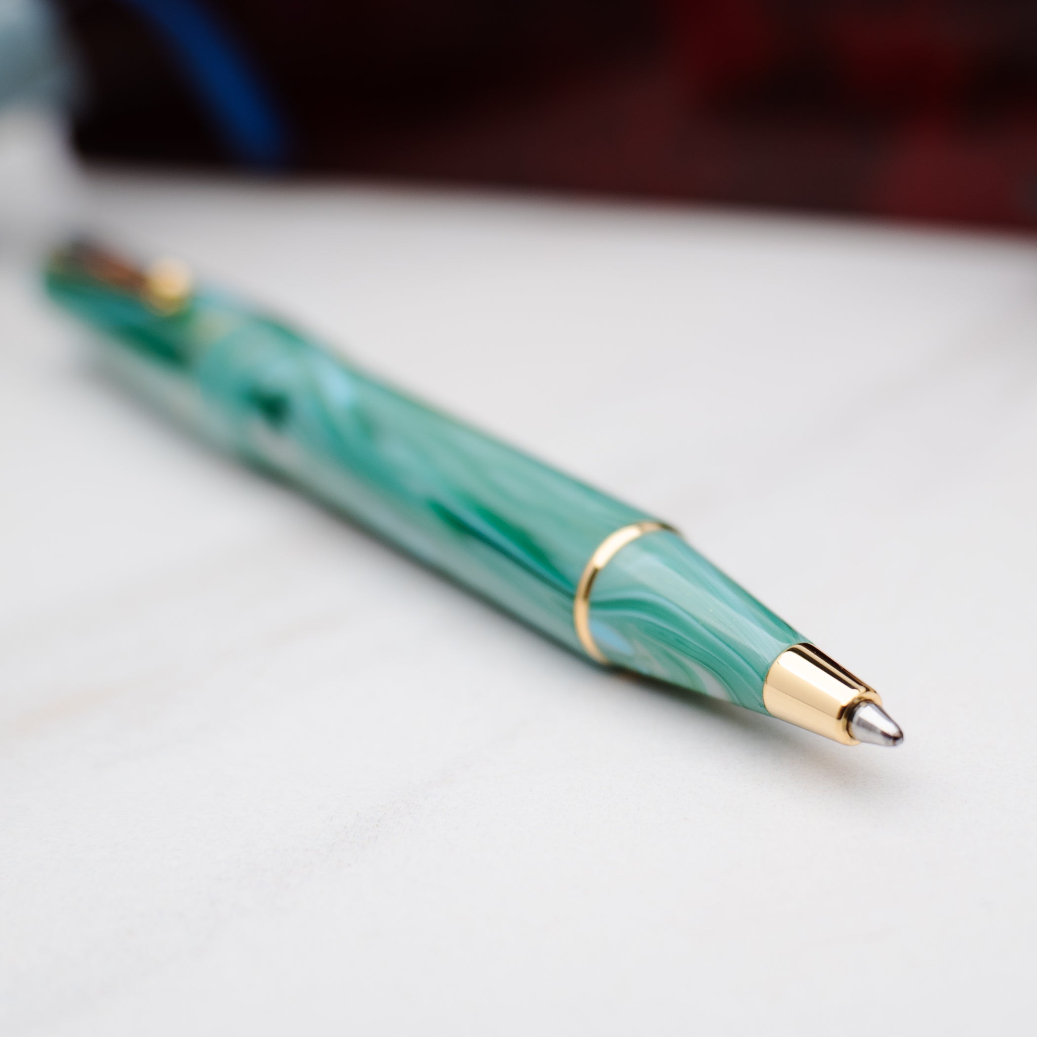 Delta Duna Vortex(green) Gold Trim Ballpoint Pen