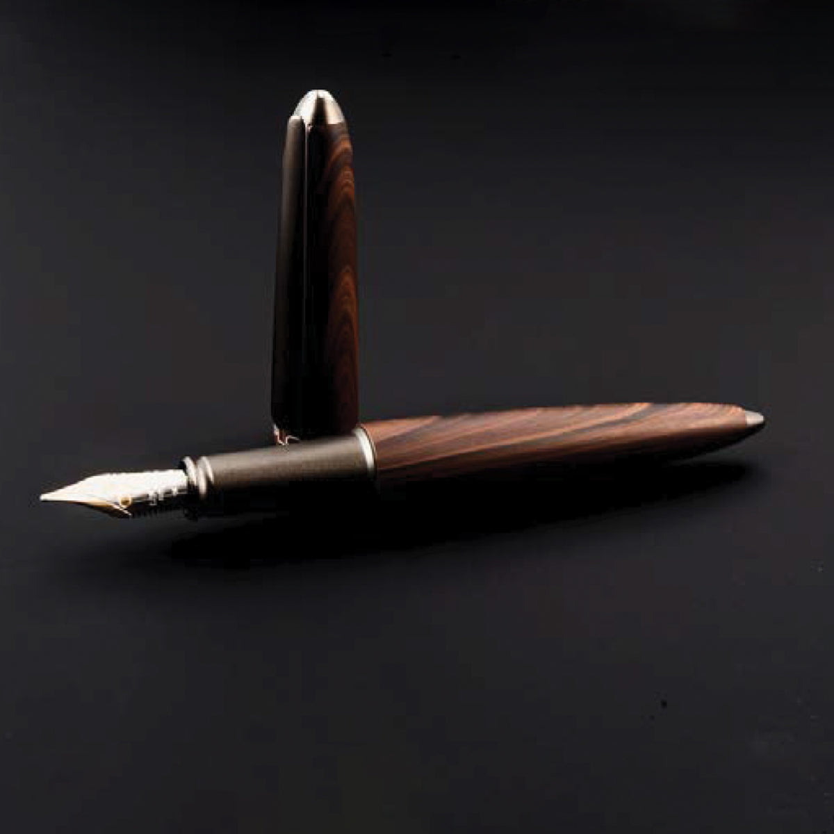 Diplomat Aero Black Forest Fountain Pen
