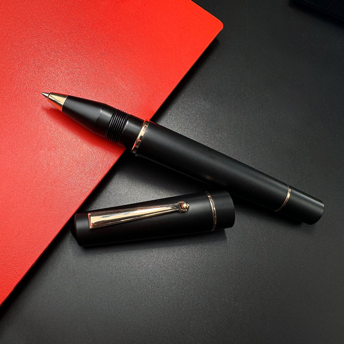 Delta Duna Matte Black Rosegold Trim Rollerball Pen