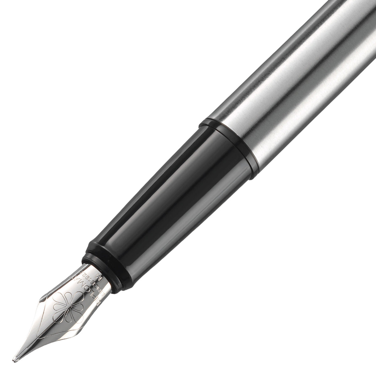 Diplomat Esteem Matte Chrome Fountain Pen