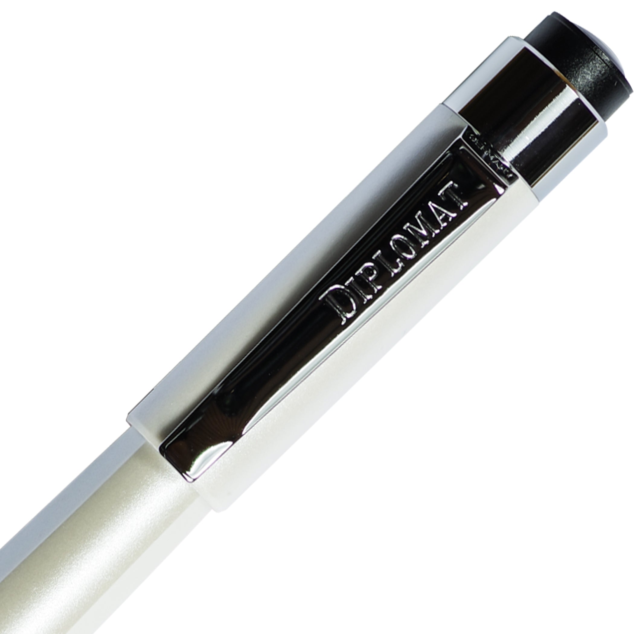 Diplomat Magnum Pearl White Fountain Pen