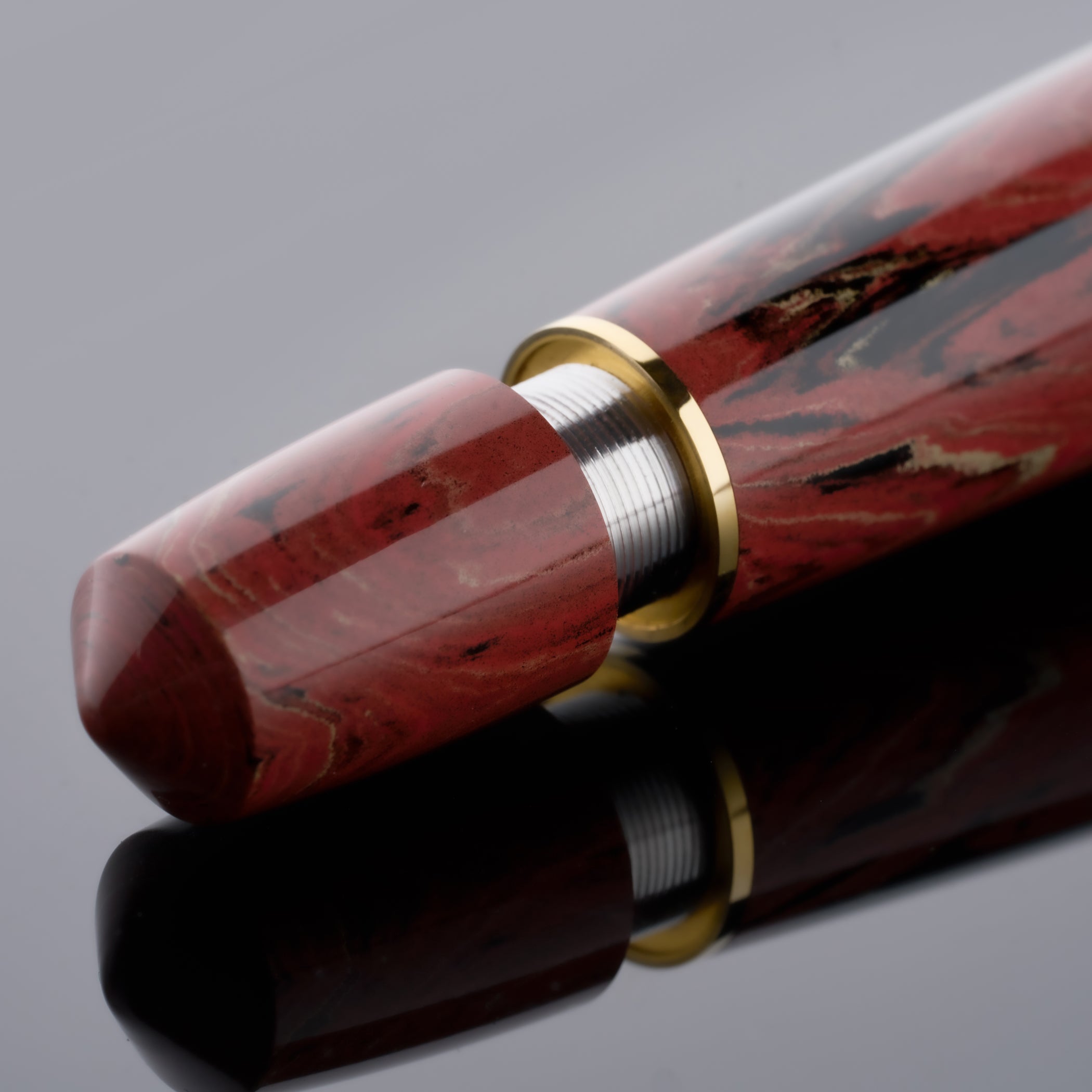 Maiora Everest Vulcania Fountain Pen