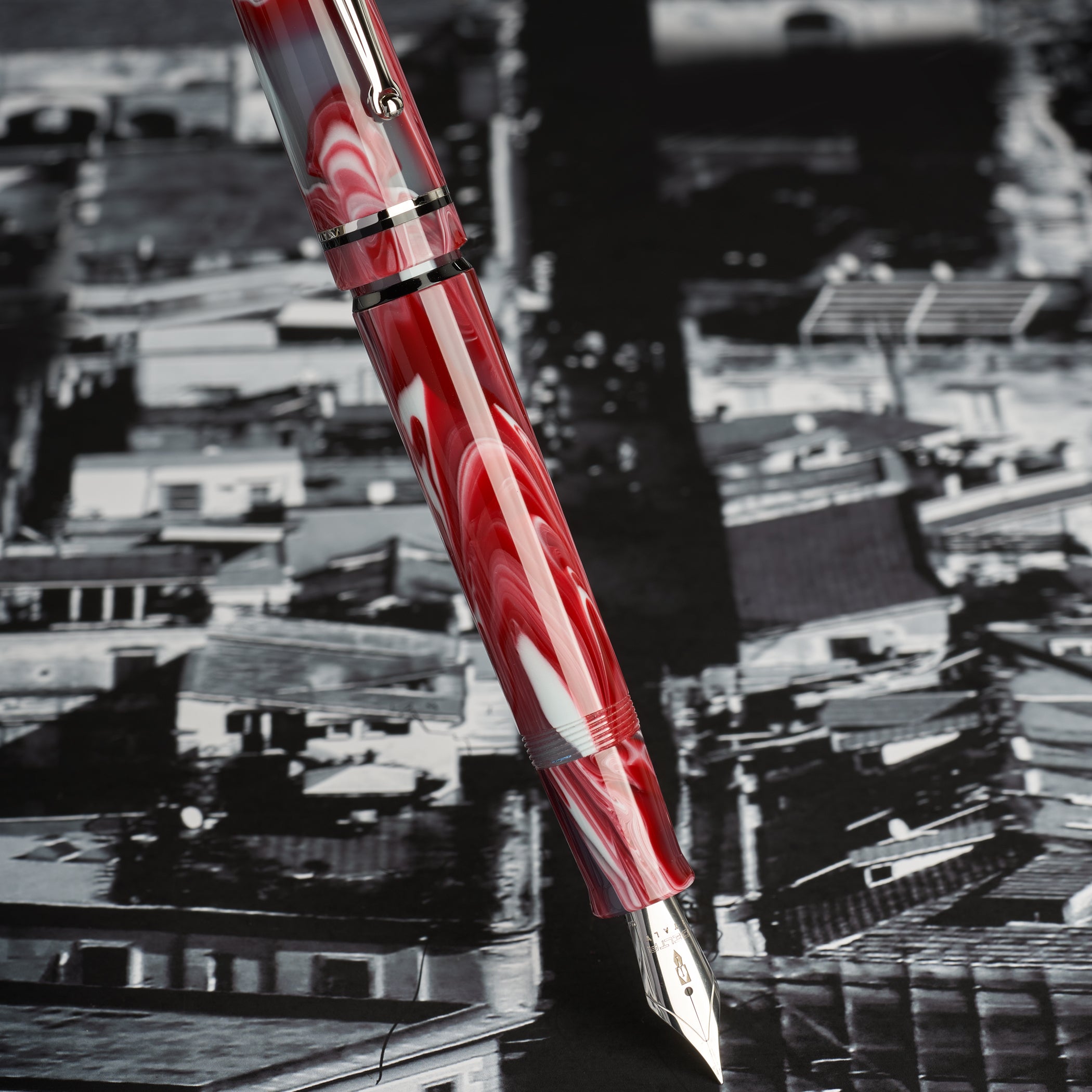 Delta Spaccanapoli Fountain Pen Ruffo(Pink Swirl)