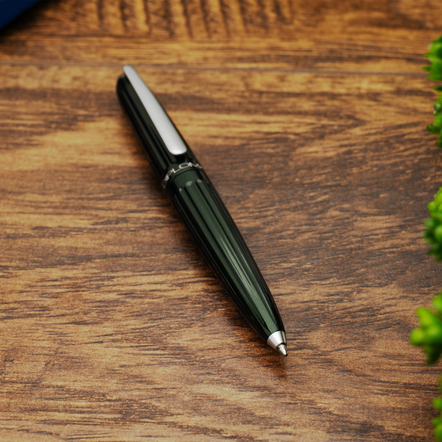 Diplomat Aero Evergreen easyFLOW Ballpoint Pen