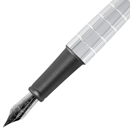 Diplomat Aero Rhomb Chrome Fountain Pen