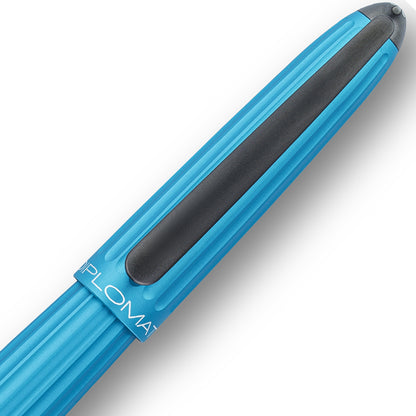 Diplomat Aero Turquoise Fountain Pen