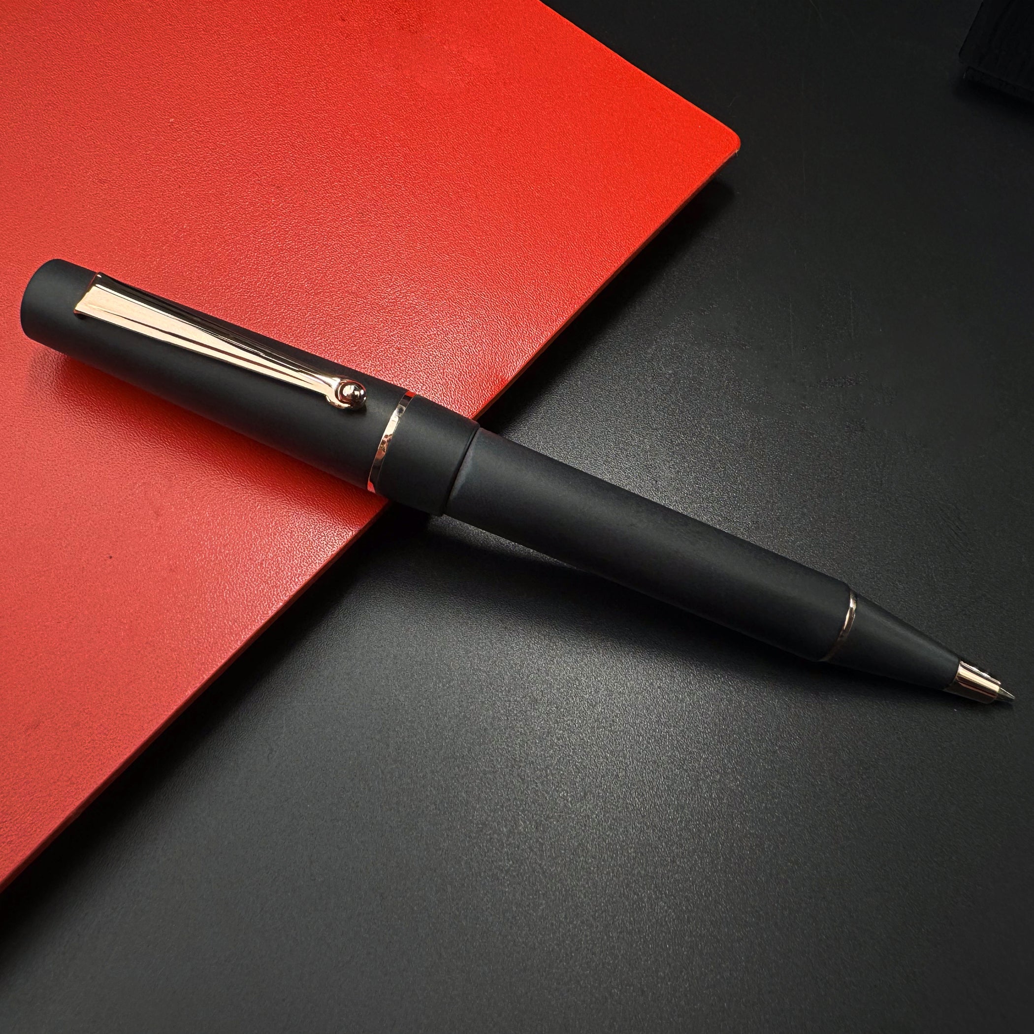 Delta Duna Matte Black Rosegold Trim Ballpoint Pen