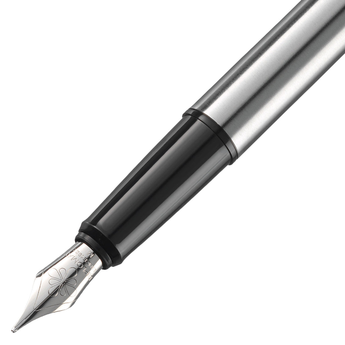 Diplomat Esteem Matte Chrome Fountain Pen