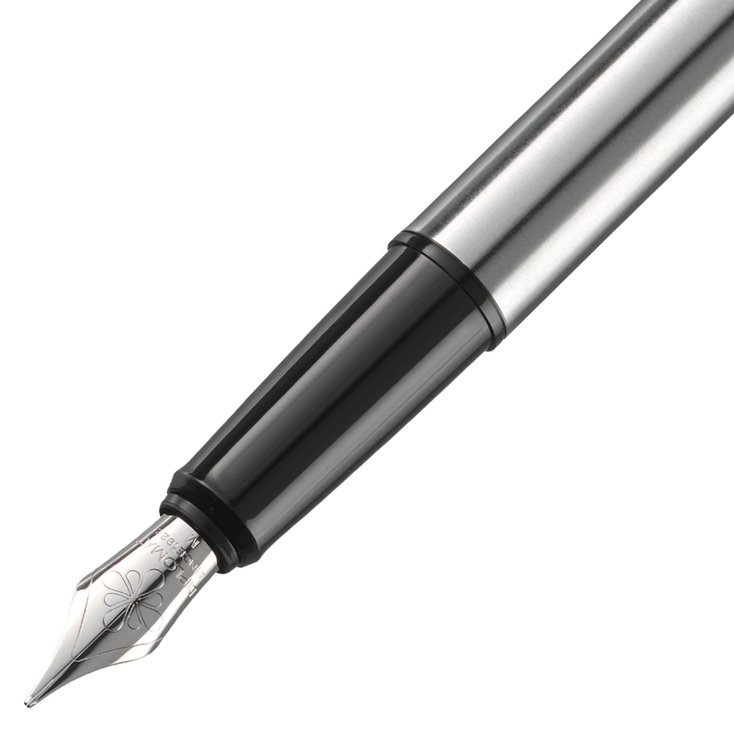 Diplomat Esteem Matte Chrome Fountain Pen