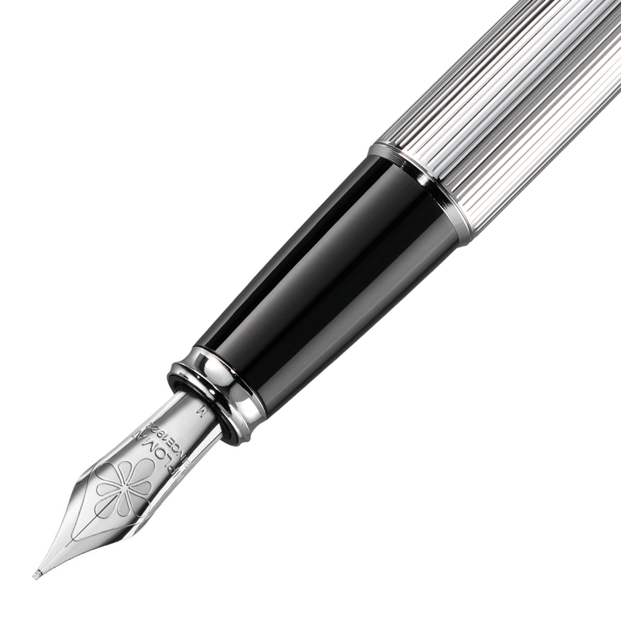Diplomat Excellence A2 Guilloche Black/Chrome Fountain Pen
