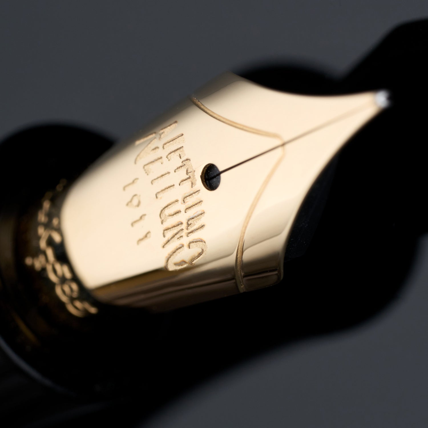 Nettuno Limited Edition|288 Superba Jade Fountain Pen 14Kt Gold Nib