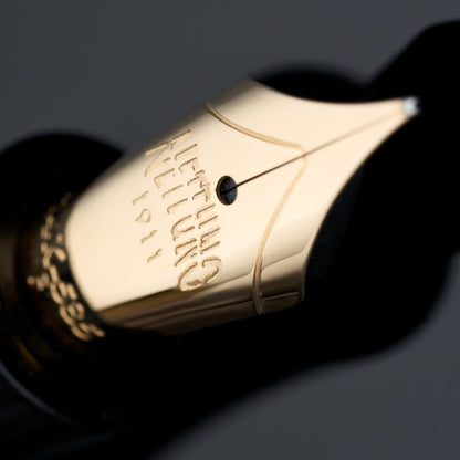 Nettuno Limited Edition|288 Superba Jade Fountain Pen 14Kt Gold Nib