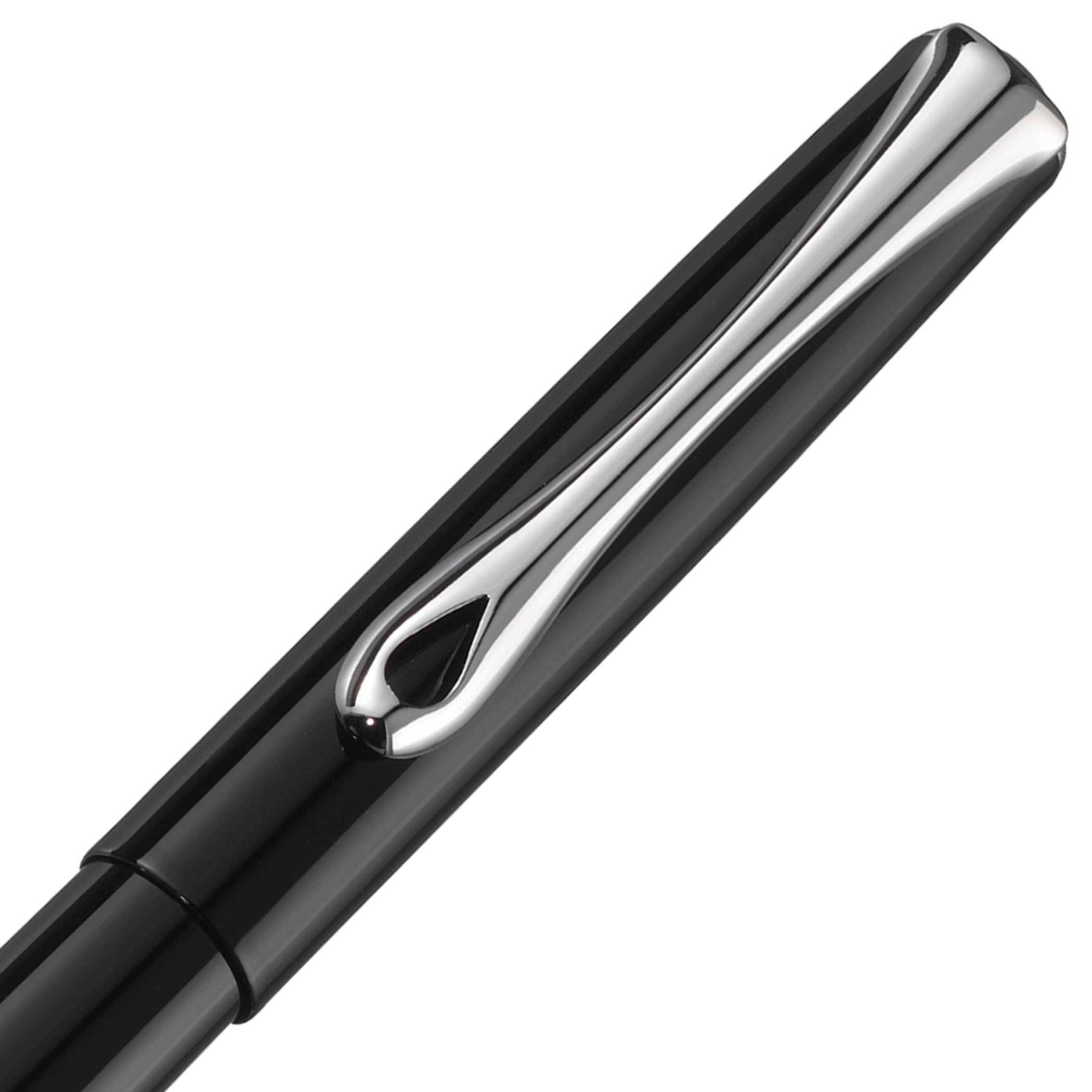 Diplomat Traveller Black Lacquer Fountain Pen