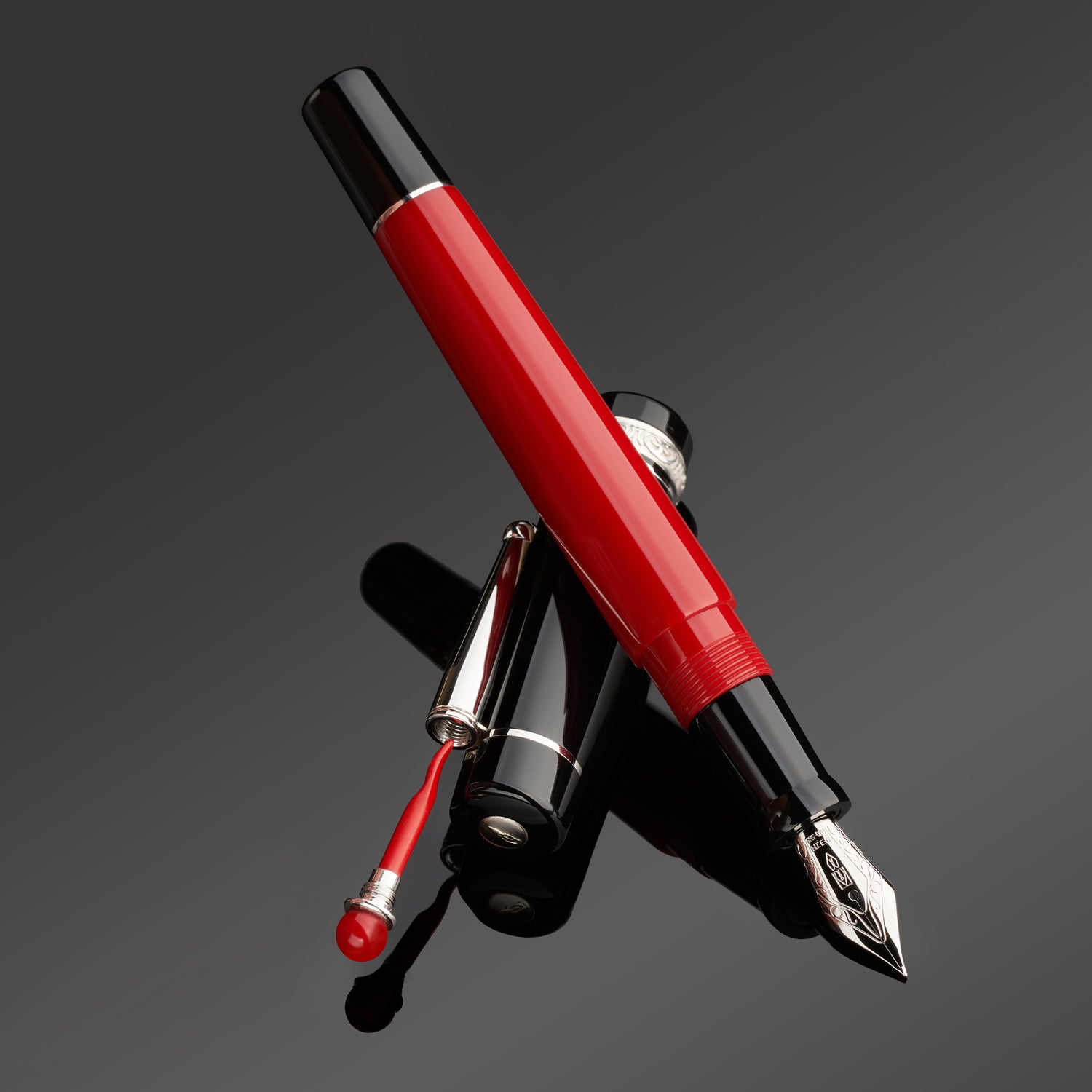 Delta We Lucky Fountain Pen Smorfia (Red)